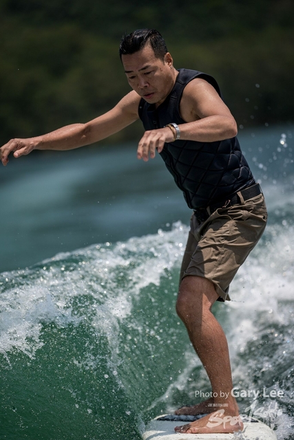 Wakesurf 0547