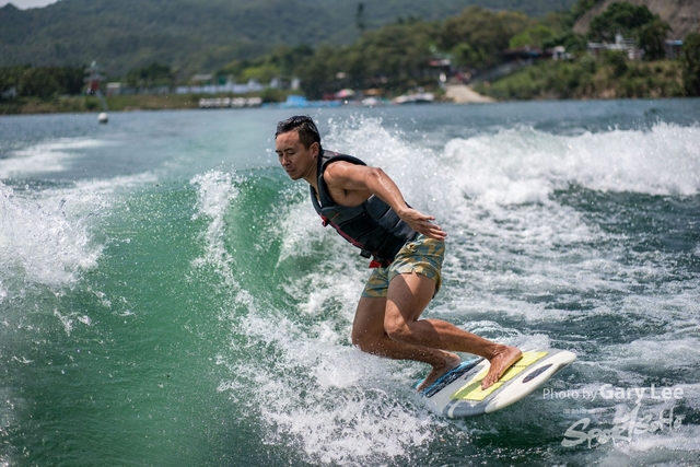 Wakesurf 0577