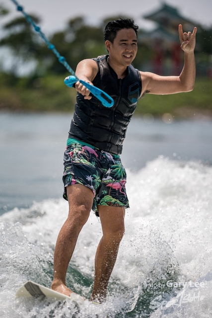 Wakesurf 0689