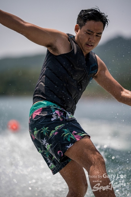 Wakesurf 0693