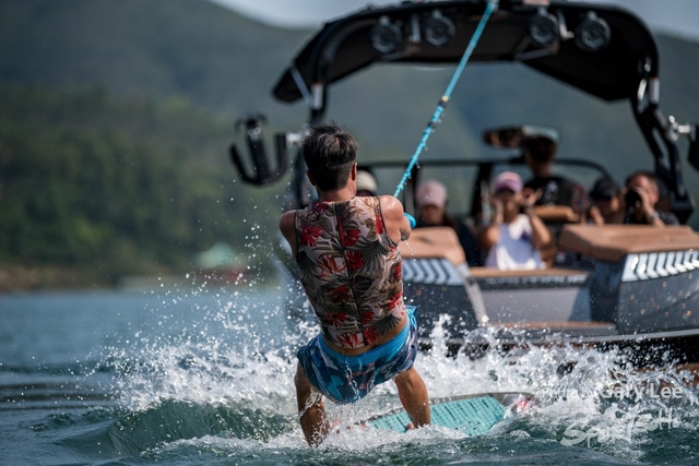 Wakesurf 0746