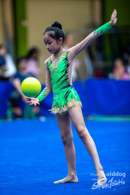 gymnastics-590