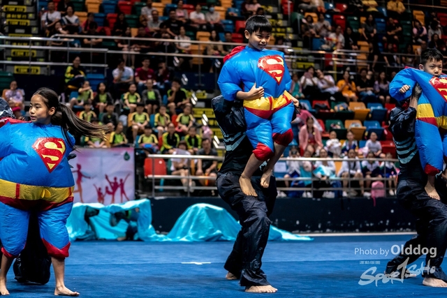Gymnastics-423