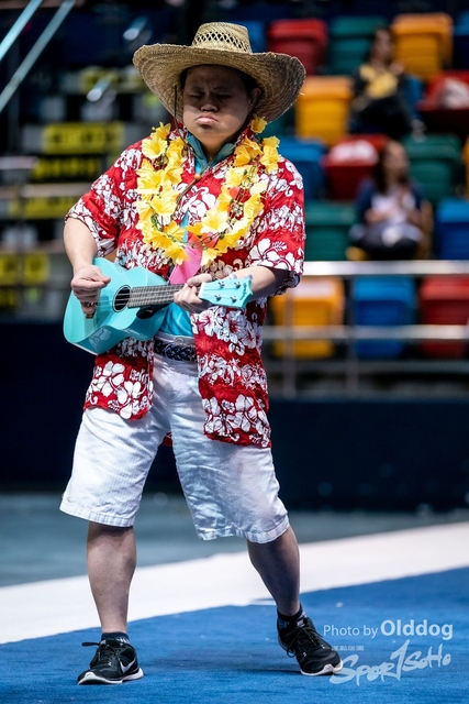 Gymnastics-805