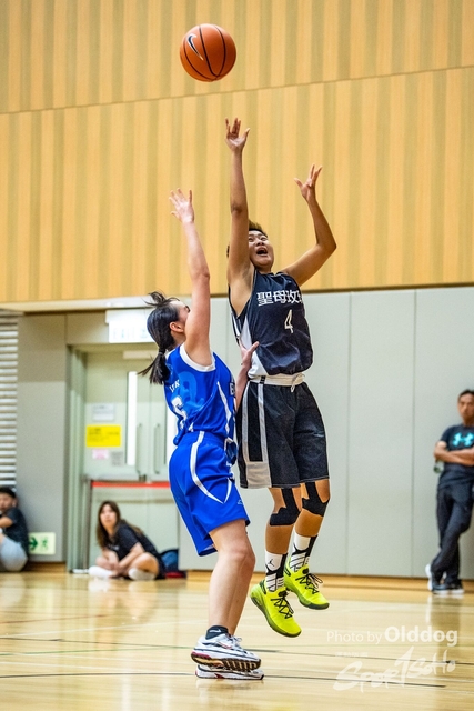 28Basketball-90