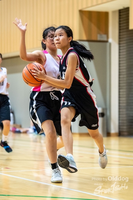 28Basketball-129