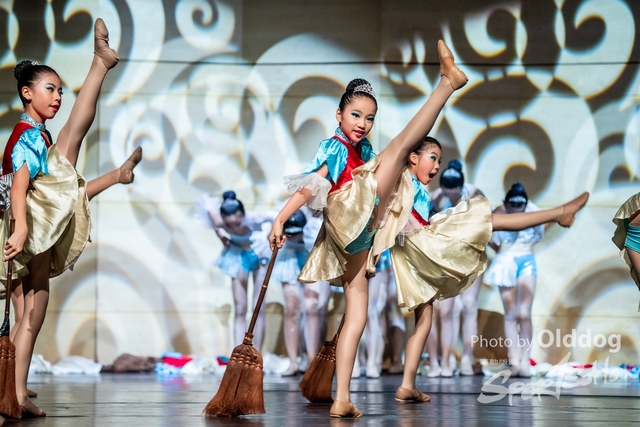 Dance-28