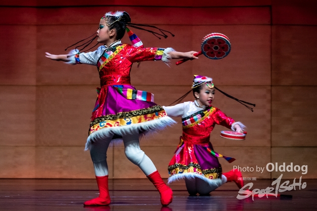 Dance-196