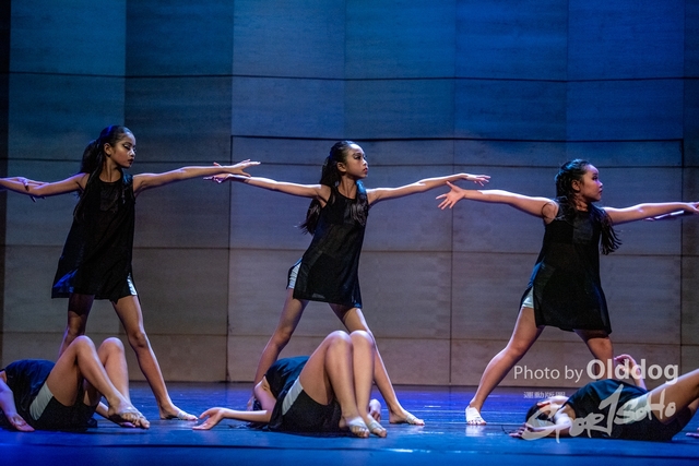 Dance-205