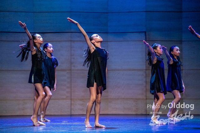 Dance-210
