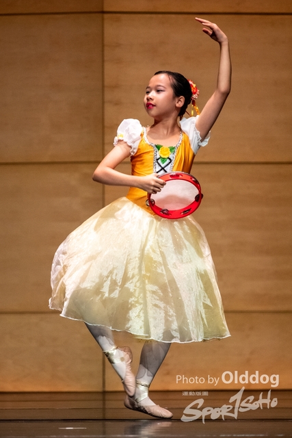 Dance-339