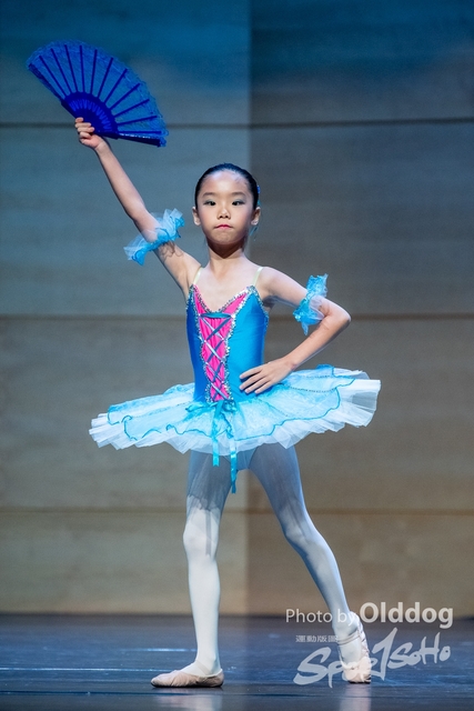 Dance-353