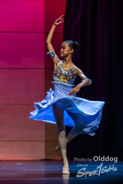 Dance-381