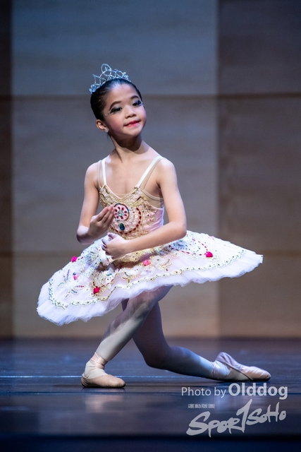 Dance-526