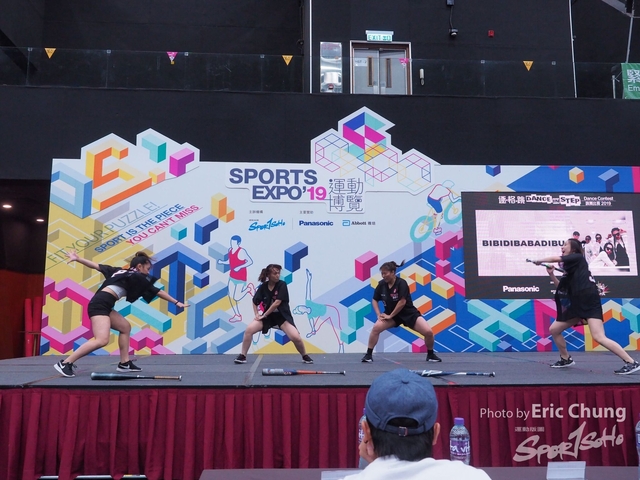 Dance in Step_0123