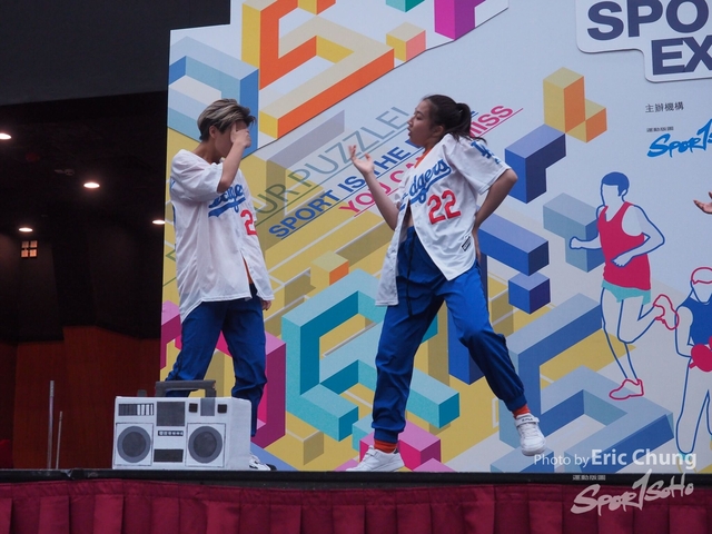 Dance in Step_1142