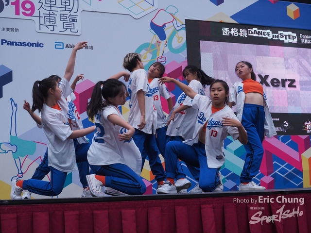 Dance in Step_1151