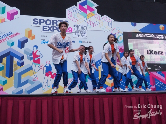Dance in Step_1181