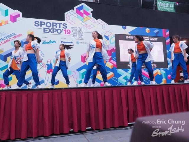 Dance in Step_1201