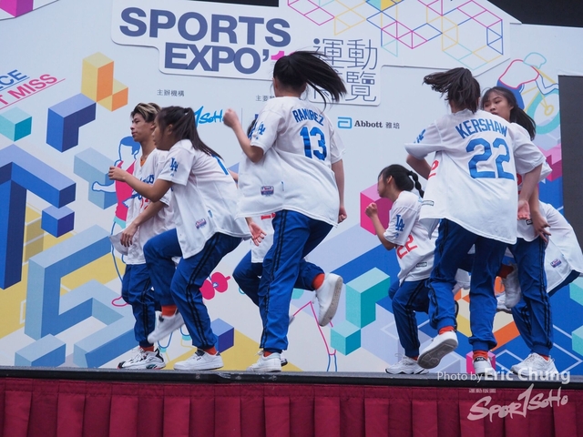 Dance in Step_1212