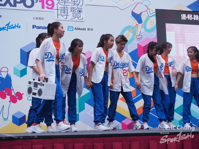 Dance in Step_1222