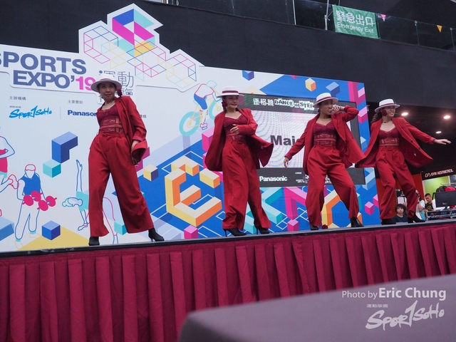 Dance in Step_1245