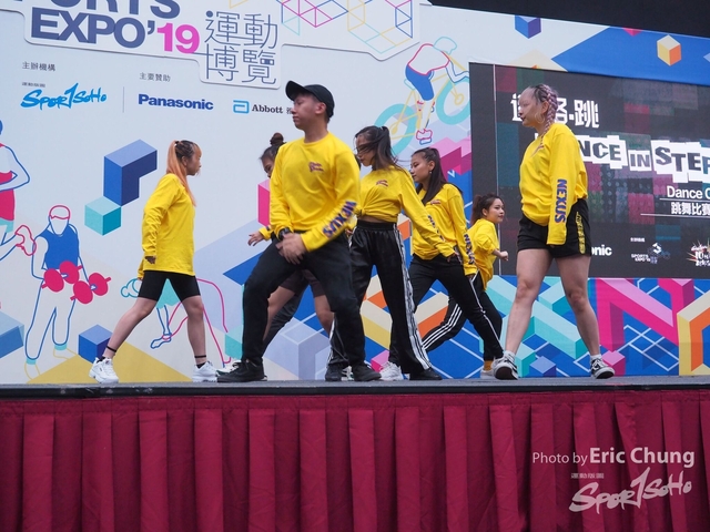Dance in Step_1407