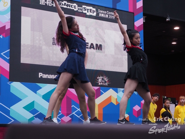 Dance in Step_1705