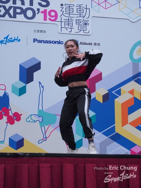 Dance in Step_0827