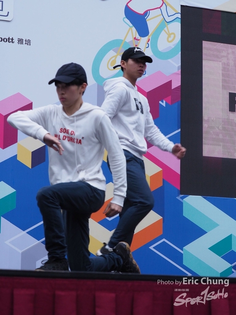 Dance in Step_1783