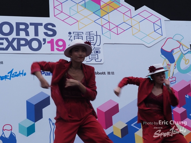 Dance in Step_1826