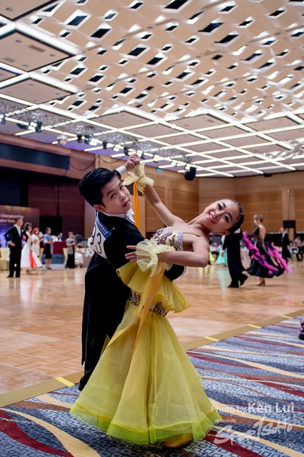 20190901 Dance 1990