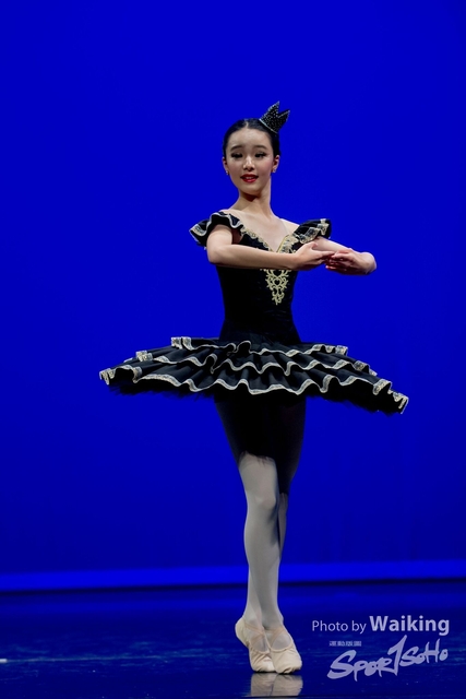 2019-10-06 Solo Dance 1037