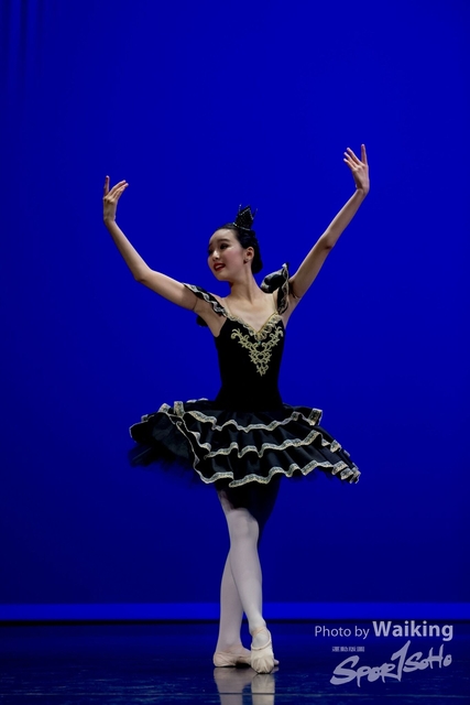 2019-10-06 Solo Dance 1044