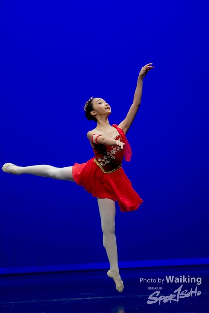 2019-10-06 Solo Dance 1077