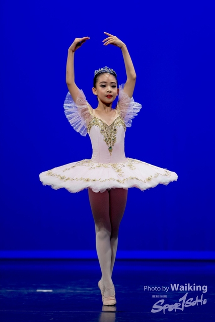 2019-10-06 Solo Dance 0422