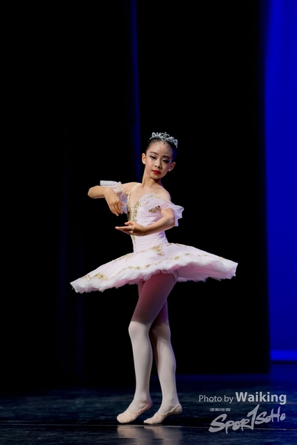 2019-10-06 Solo Dance 0431