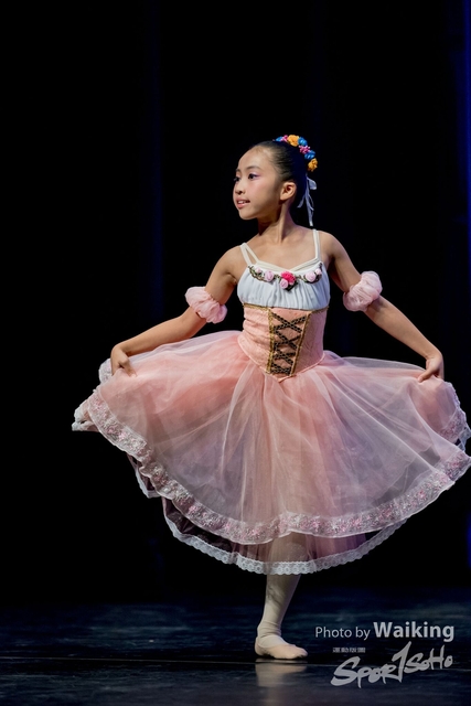 2019-10-06 Solo Dance 0605