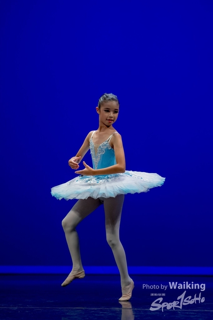 2019-10-06 Solo Dance 0825
