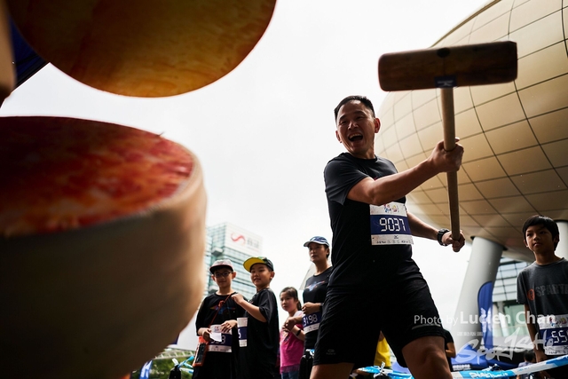 2019-10-13 Hong Kong Guy x Mizuno  0547