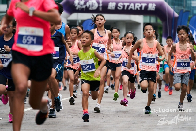 2019-10-13 Hong Kong Guy x Mizuno  0562