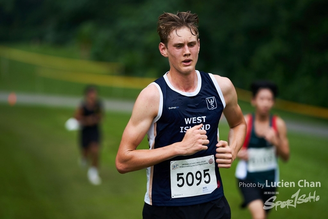 2019-10-28 Inter-School Cross Country Competition D1 0351