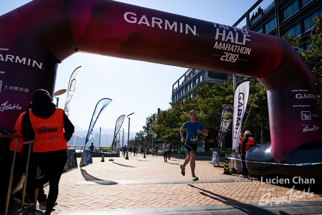 2019-12-08 Garmin tai po half marathon 0230