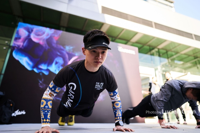 2019-12-08 Garmin tai po half marathon 0381