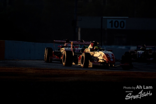 ND5_3845