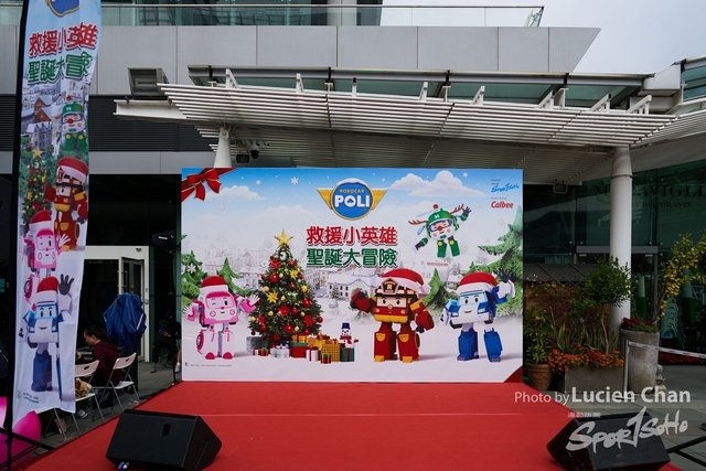2019-12-15 Robocar Poli Christmas Adventure 0019