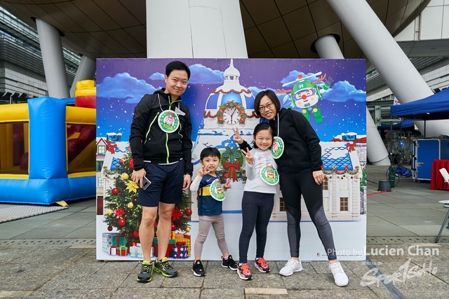 2019-12-15 Robocar Poli Christmas Adventure 0035