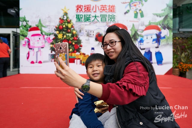 2019-12-15 Robocar Poli Christmas Adventure 0161