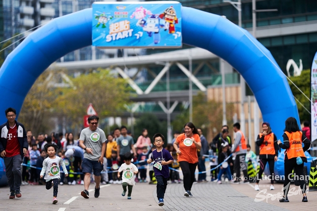 2019-12-15 Robocar Poli Christmas Adventure 0420