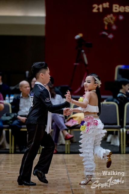 2019-12-25 Dance 0805